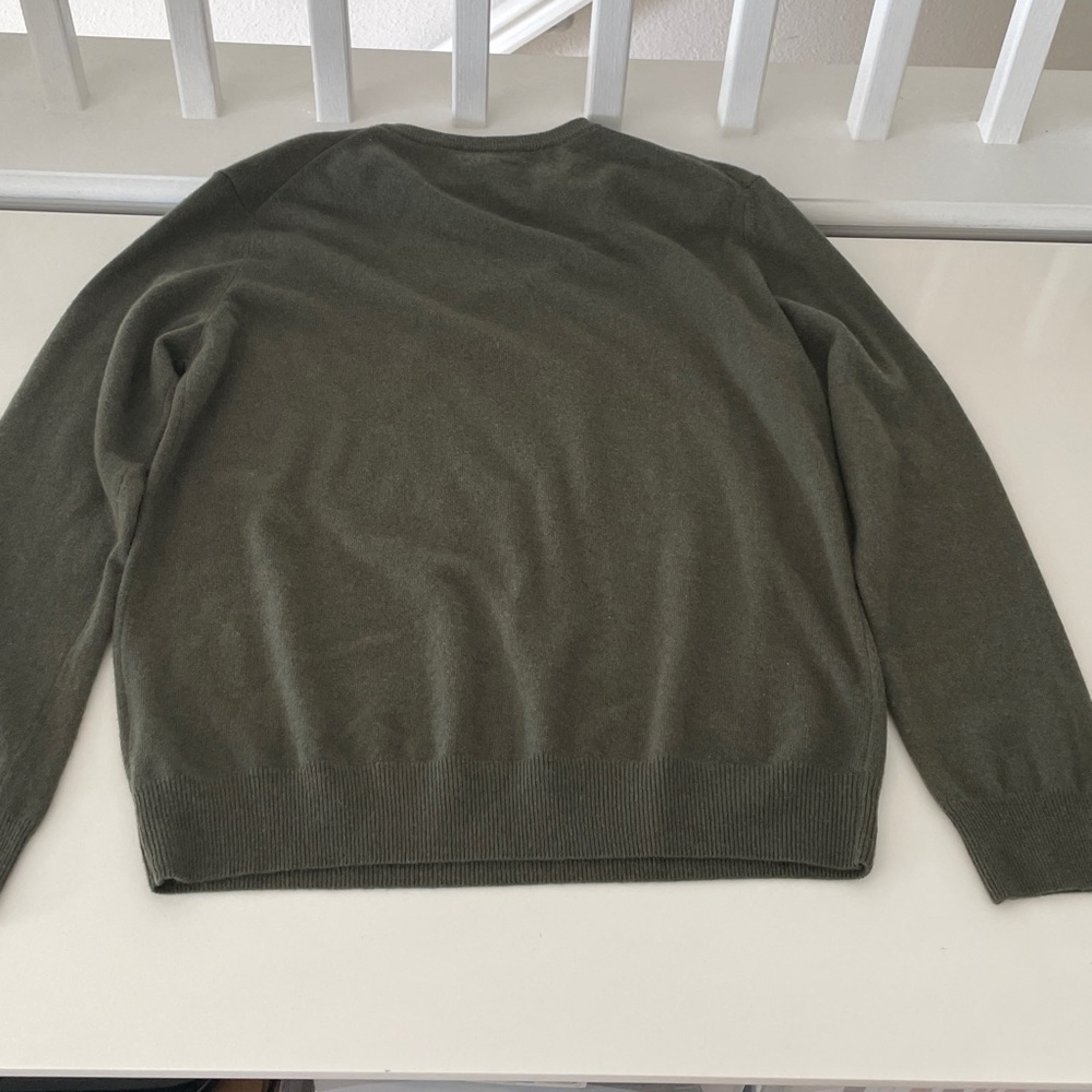 Mantovani Studio Men's Green V-Neck Italian Cashmere Sweater Large - Picture 2 of 7